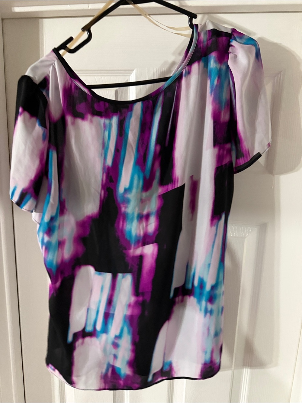 Worthington Purple, Black & Blue Abstract Short Sleeve Blouse - Picture 3 of 3